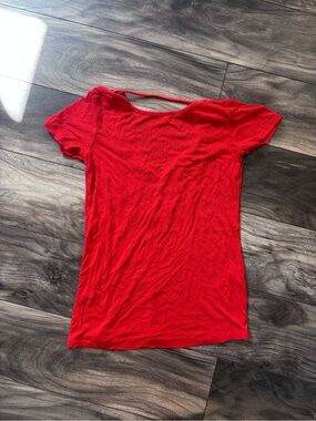 HIP || Cutout Back Top